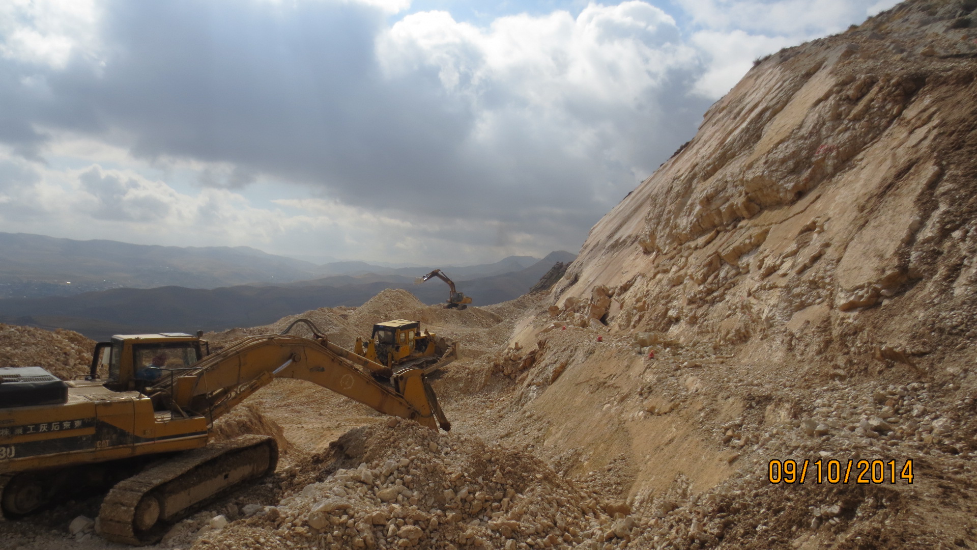 63O1dH73r1LaL3VMf3KN4uJabM4ky93p3pD84WJv