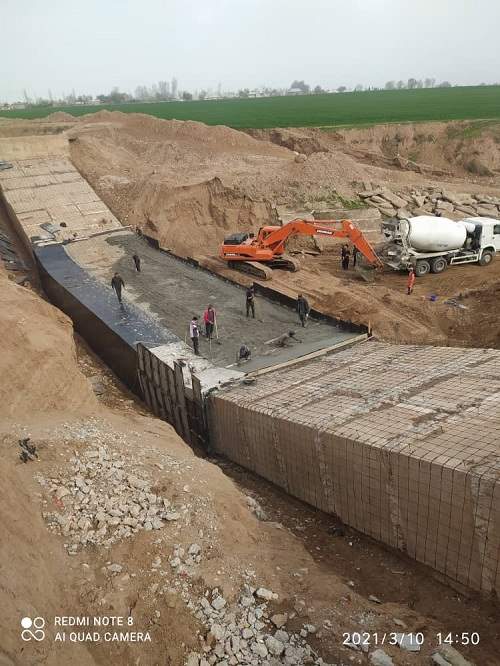  بازسازى کانال ساحل سمت راست و کانال آبیارى توپولانگ کاراتاگسکى